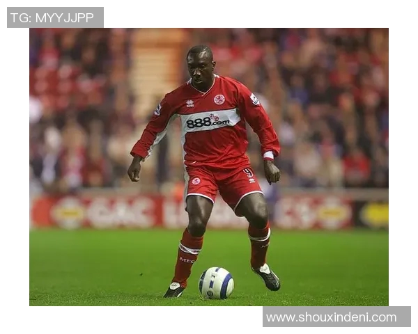 海鸥足球俱乐部球星崛起记：从默默无闻到足坛风云人物